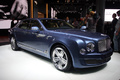 Bentley Mulsanne bleu 3/4 av droit