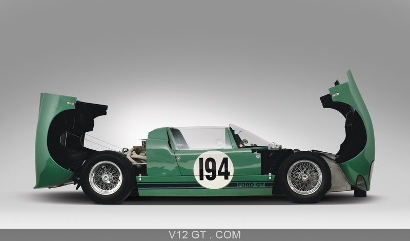 Ford-GT40-roadster-prototype-vert-1965-p