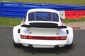 Porsche 3.0 RSR blanche vue arrière détail.