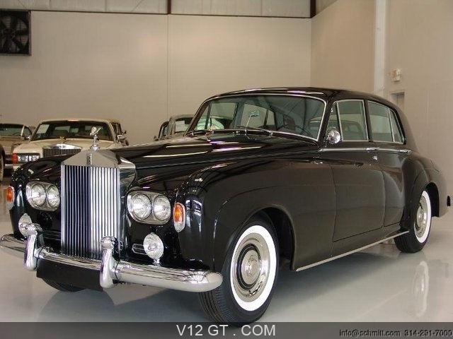 Rolls Royce Silver Cloud III noir 3 4 avant gauche