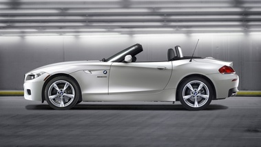 BMW Z4 3.5is blanc profil