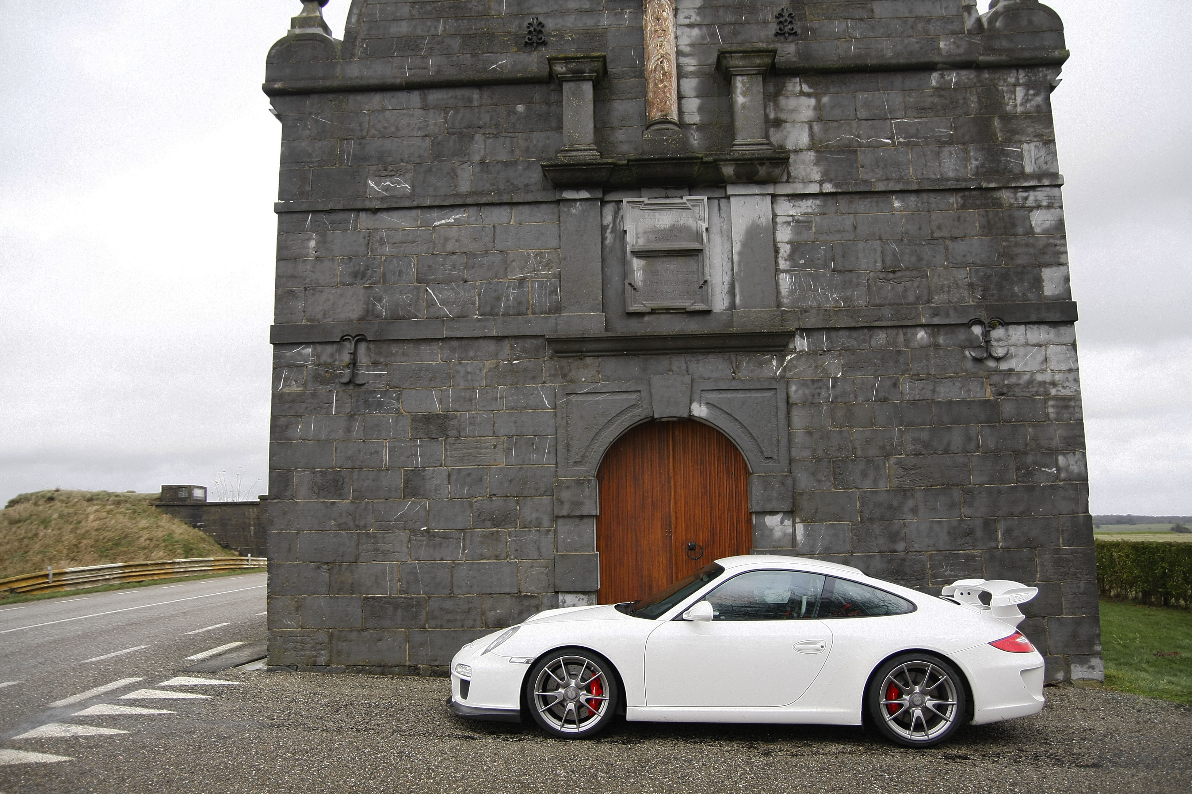 Porsche-997-GT3-MkII-blanc-