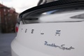 Tesla Roadster Sport blanc logo capot moteur