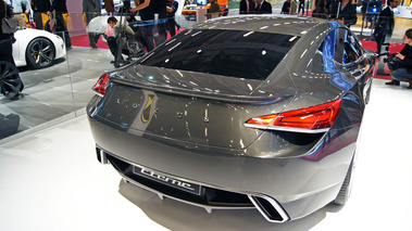 Mondial de l'Automobile Paris 2010 - Lotus Eterne concept anthracite face arrière