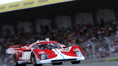 Le Mans Classic 2012 - Ferrari 512M rouge 3/4 avant droit filé penché