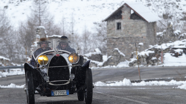 Serenissima Louis Vuitton Classic Run 2012 - Bugatti noir face avant
