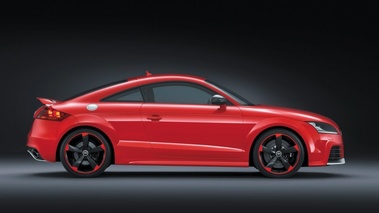 Audi TT RS Plus - Rouge - profil droit