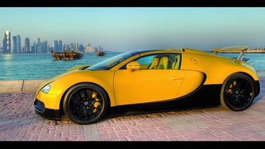 Bugatti Veyron Grand Sport - noire/jaune - profil gauche 2