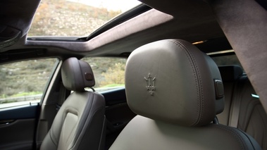 Maserati Quattroporte MY2013 marron appui-tête