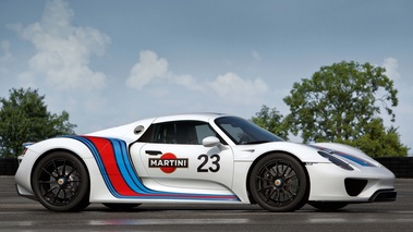 Porsche 918 Spyder Martini Racing profil