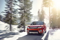 Range Rover Sport 2013 - rouge - avant dynamique, dans la neige