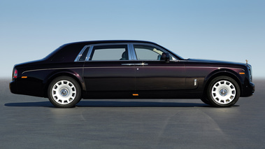 Rolls-Royce Phantom Series II - profil droit