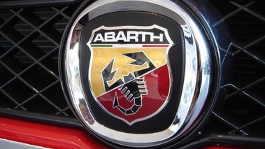 Abarth, constructeur automobile fondé en 1949 à Turin par Carlo Abarth