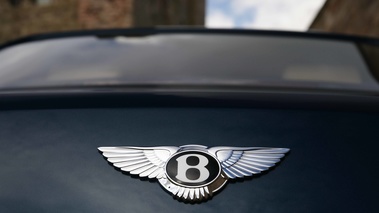 Bentley constructeur d'automobiles de luxe fondé en 1919 par Walter Owen Bentley Bentley constructeur d'automobiles de luxe fondé en 1919 par Walter Owen Bentley
