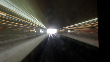 train travelling passage en gare 2