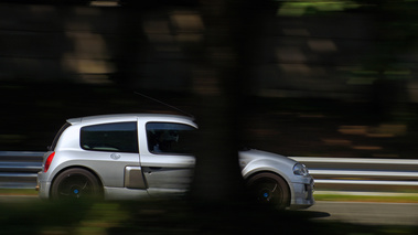 1er GT Prestige Montlhéry - Renault Clio V6 MkI gris filé