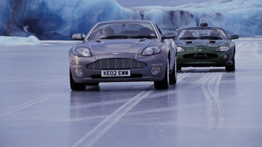 Aston Martin V12 Vanquish & Jaguar XKR Die Another Day James Bond 