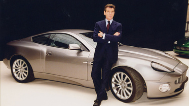 Aston Martin Vanquish & Pierce Brosnan James Bond