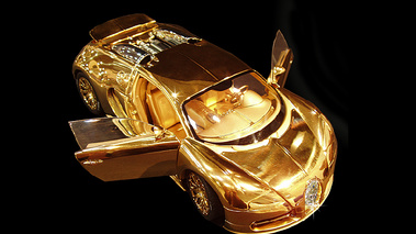 Bugatti Veyron dorée 1/18ème - extérieur 