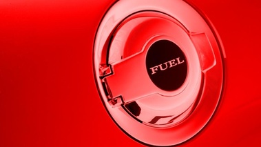 CHRYSLER FUEL RED 2