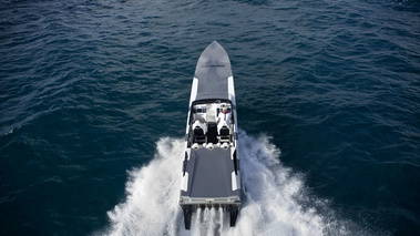 Cigarette Racing SLS boat 9