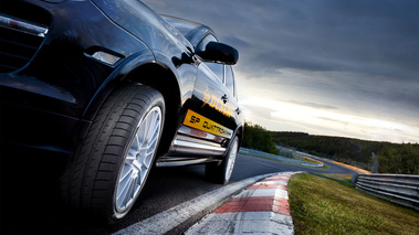 Dunlop SP Quattromax - Porsche Cayenne Nordschleiffe 3