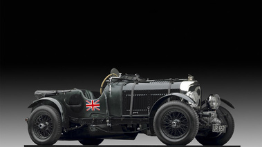 Exposition Ralph Lauren - Bentley Blower vert 3/4 avant droit