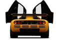 Exposition Ralph Lauren - McLaren F1 GTR LM jaune face arrière portes ouvertes