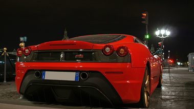 Ferrari F430 Scuderia rouge face arrière - Crillon