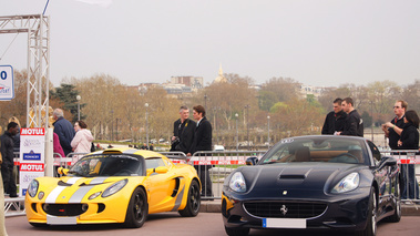 GT Rallye 2010 - Ferrari California bleu foncé & Lotus Exige S2 jaune