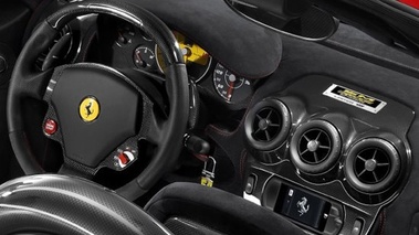 Integration Ipod touch Ferrari F430 Scuderia 16M 