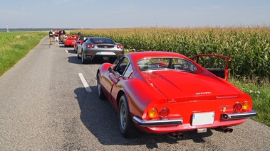 KB RossoCorsa IV - Ferrari 246 GT Dino rouge & F430 anthracite 3/4 arrière gauche