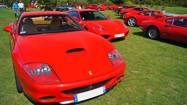 KB RossoCorsa IV - Ferrari 575M Maranello rouge face avant