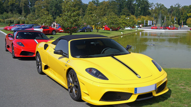 KB RossoCorsa IV - Ferrari F430 Scuderia 16M jaune & rouge 3/4 avant droit