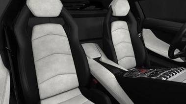 Lamborghini Aventador LP700-4 gris sièges