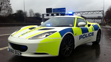 Lotus Evora police 3/4 avant