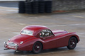 Montlhéry le 27.03.10 - Jaguar XK120 Coupé bordeau 3/4 arrière droit filé