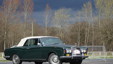 Montlhéry le 27.03.10 - Rolls Royce Silver Shadow Drophead Coupe Mulliner Park Ward vert 3/4 avant droit
