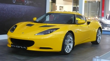 Salon de Bruxelles - Lotus Evora