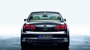 Volkswagen Phaeton FL - noire - face arrière