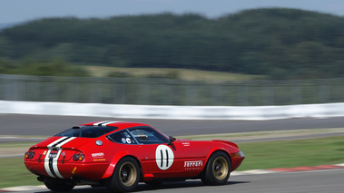 Modena Track Days 2011 - Ferrari 365 GTB/4 Daytona Competition rouge 3/4 arrière droit filé