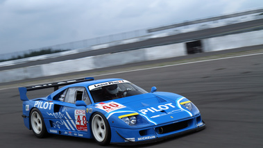 Modena Track Days 2011 - Ferrari F40 LM bleu 3/4 avant droit filé penché