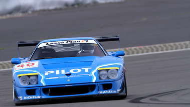 Modena Track Days 2011 - Ferrari F40 LM bleu face avant penché