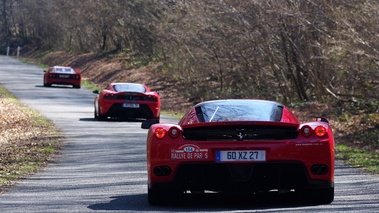 Ferrari Enzo rouge Rallye de Paris 2009 face arrière