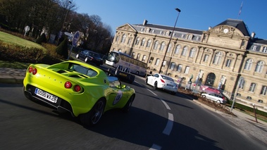 Lotus Elise S2 vert Rallye de Paris 2009 3/4 arrière droit travelling