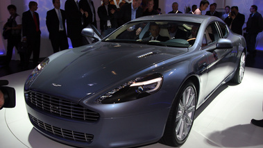 Aston Martin Rapide gris/bleu 3/4 AV