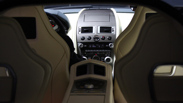 Aston Martin Rapide Habitacle ar