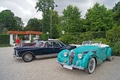 Delahaye bleu turquoise 3/4 avant gauche & Facel Vega bleu nuit profil