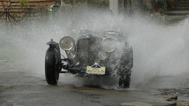 Alvis Speed 25, verte, avant, projection d'eau