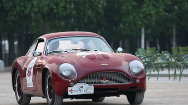 Aston Martin DB4 GT Zagato bordeaux Tour Auto 2009 3/4 avant droit